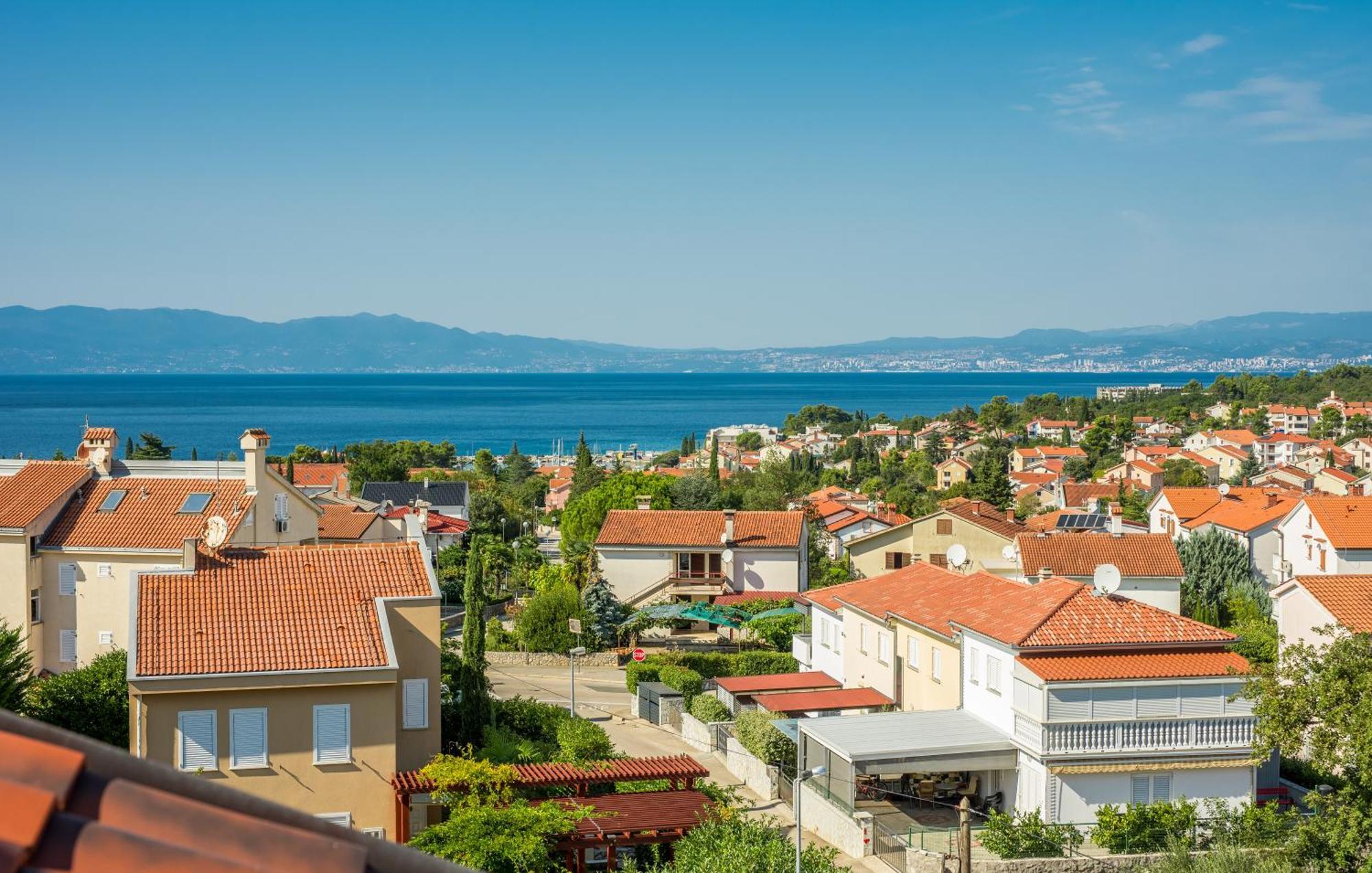 Apartments Kvarner Малинска Экстерьер фото