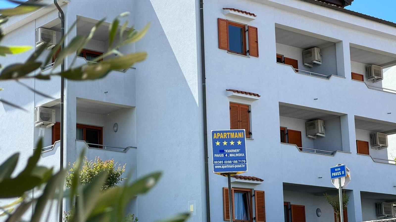 Apartments Kvarner Малинска Экстерьер фото