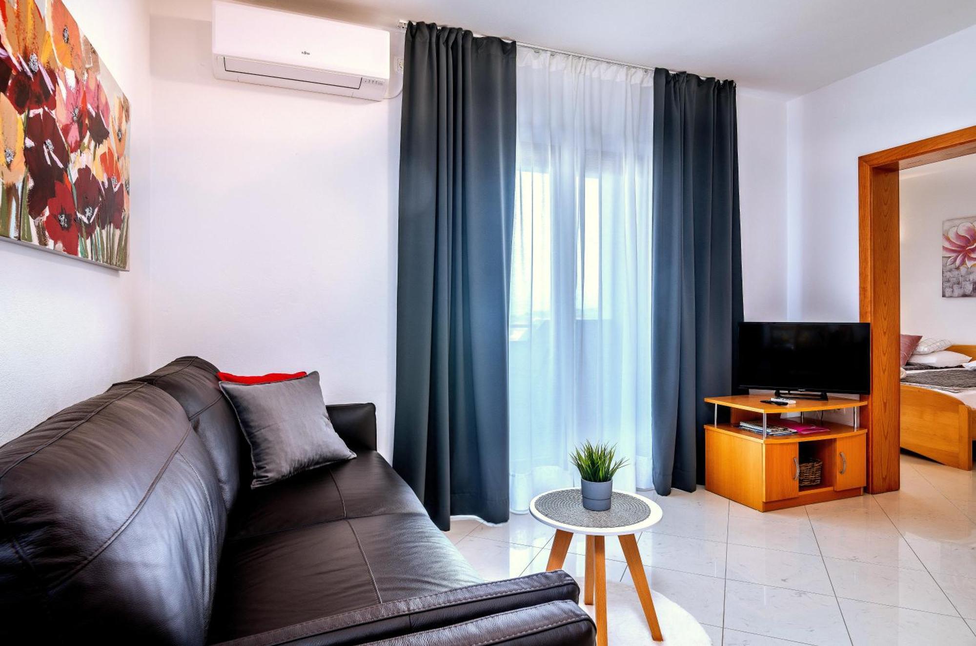 Apartments Kvarner Малинска Экстерьер фото