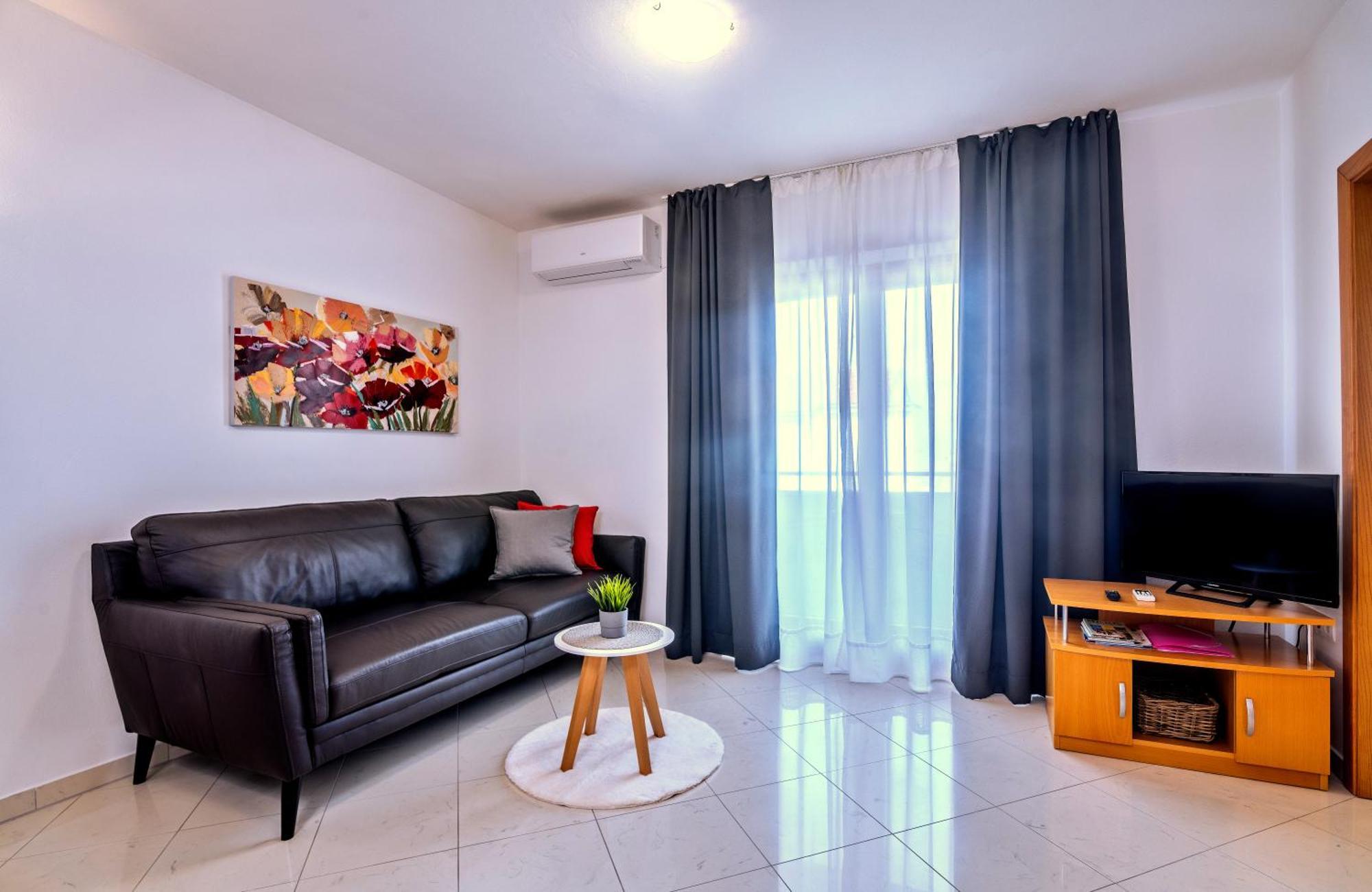 Apartments Kvarner Малинска Экстерьер фото